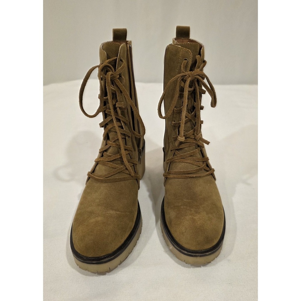 Mi.iM Women's Faux Suede Boots. Size 8